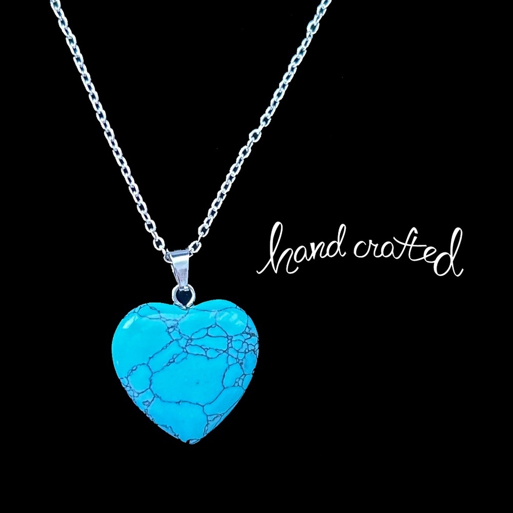 Hand Crafted Necklace Polished Stone Pendant Silver Plate Chain Crackled Heart